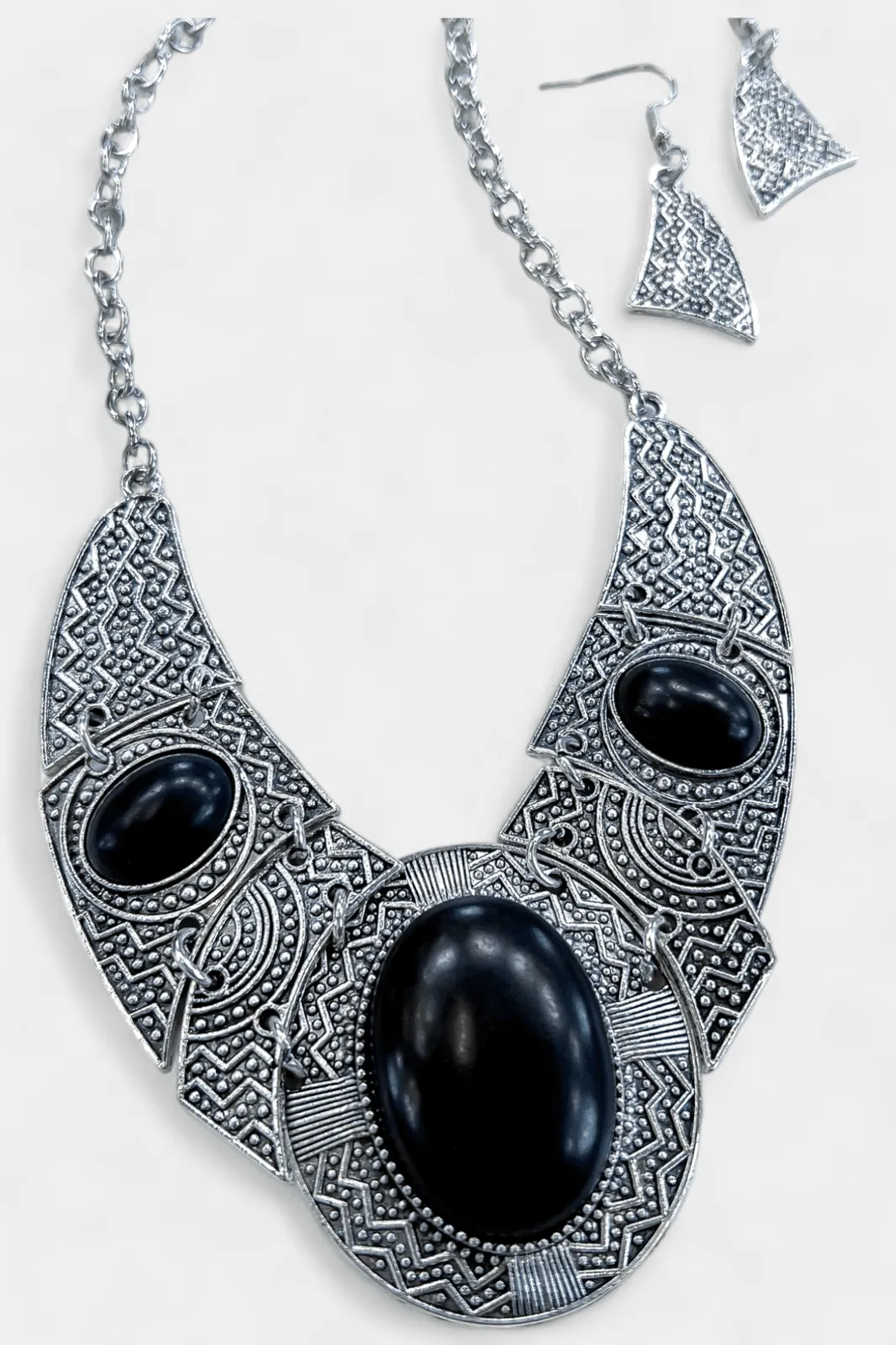 Black Stone Statement Necklace Set