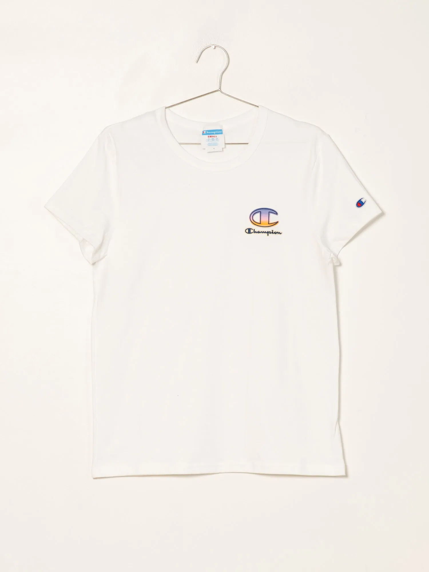 CHAMPION BOYFRIEND GRAPHIC T-SHIRT  - CLEARANCE