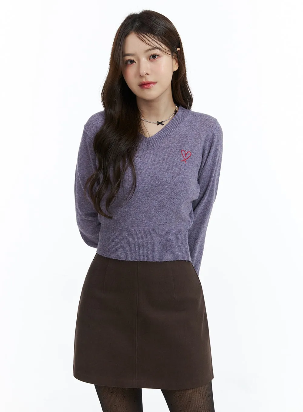 Heart Embroidered V-Neck Crop Sweater OJ416