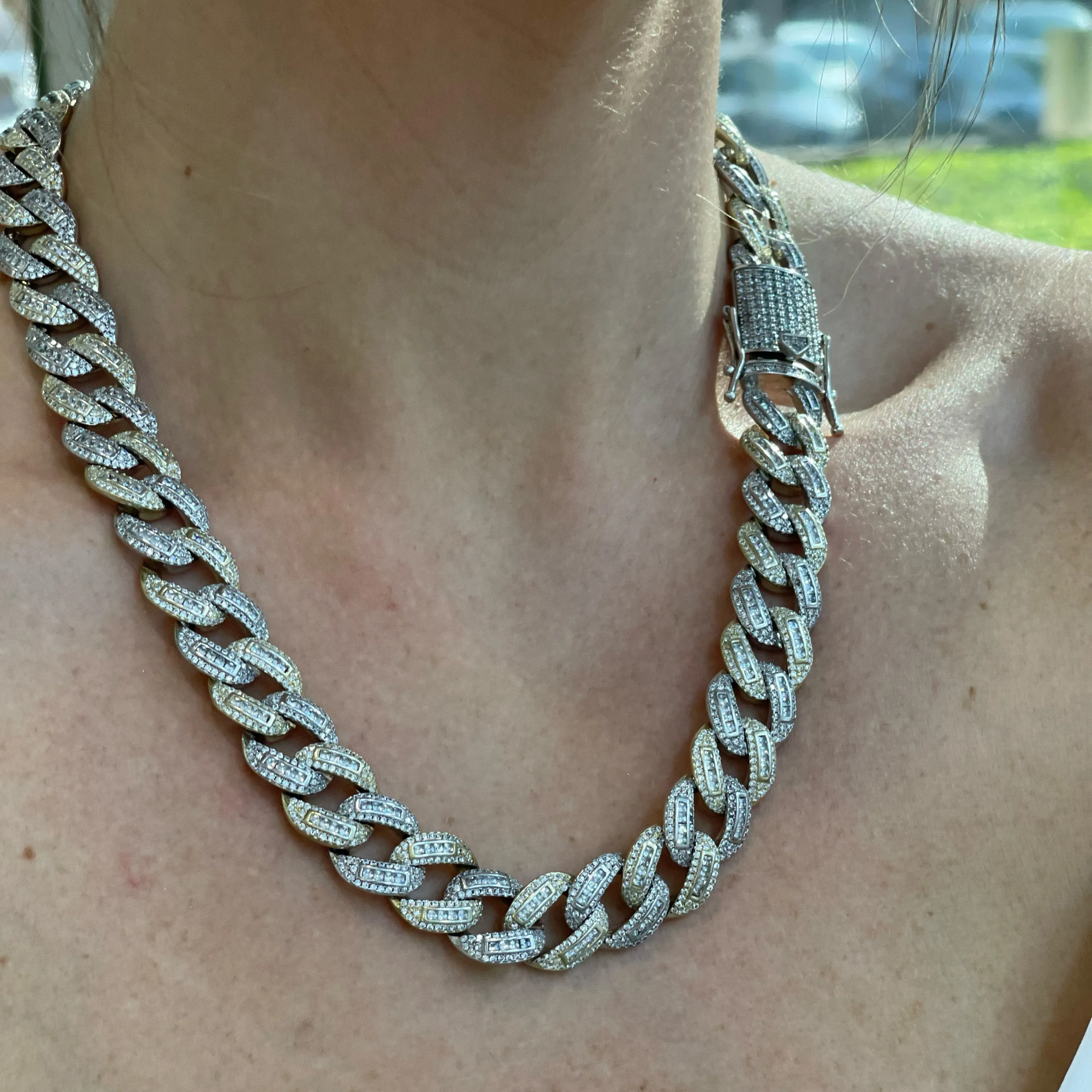 Ladies Silver Cuban Chain Necklace