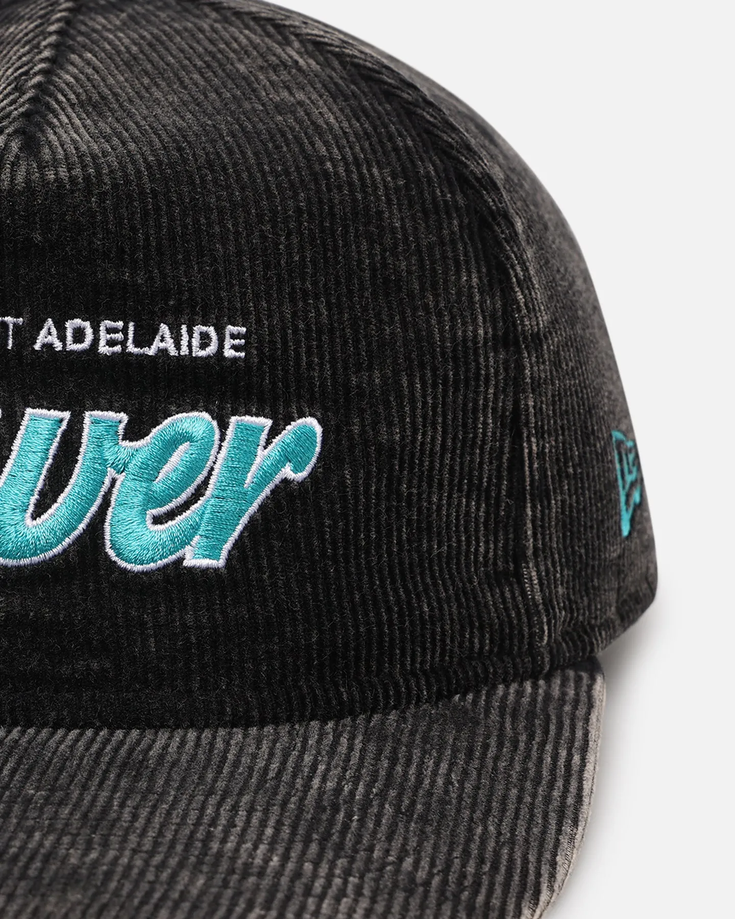 New Era Port Adelaide Power 'Washed Corduroy' Pre-Curved Golfer Snapback Black/Kelly Green