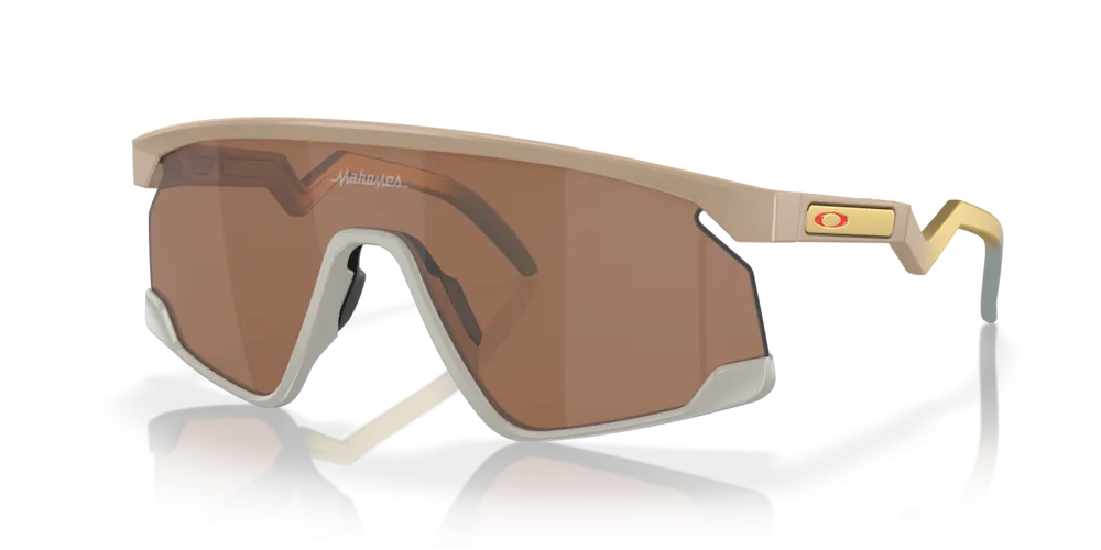 Oakley BXTR Patrick Mahomes II Collection Prizm Tungsten Lenses Matte Terrain Tan Frame