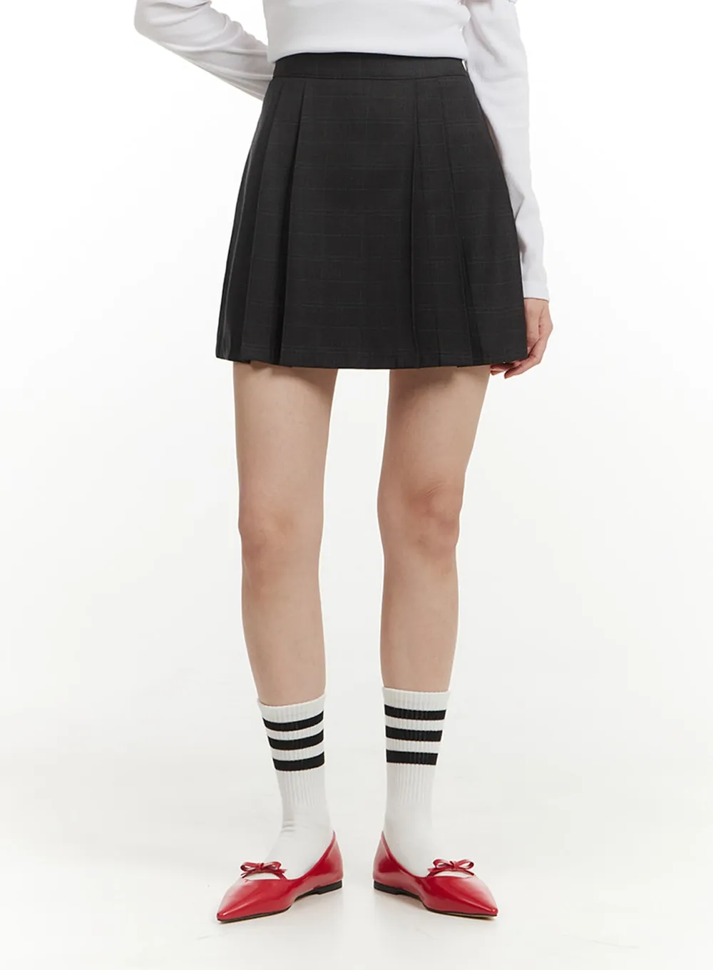 Pleated Checkered Mini Skirt IM406