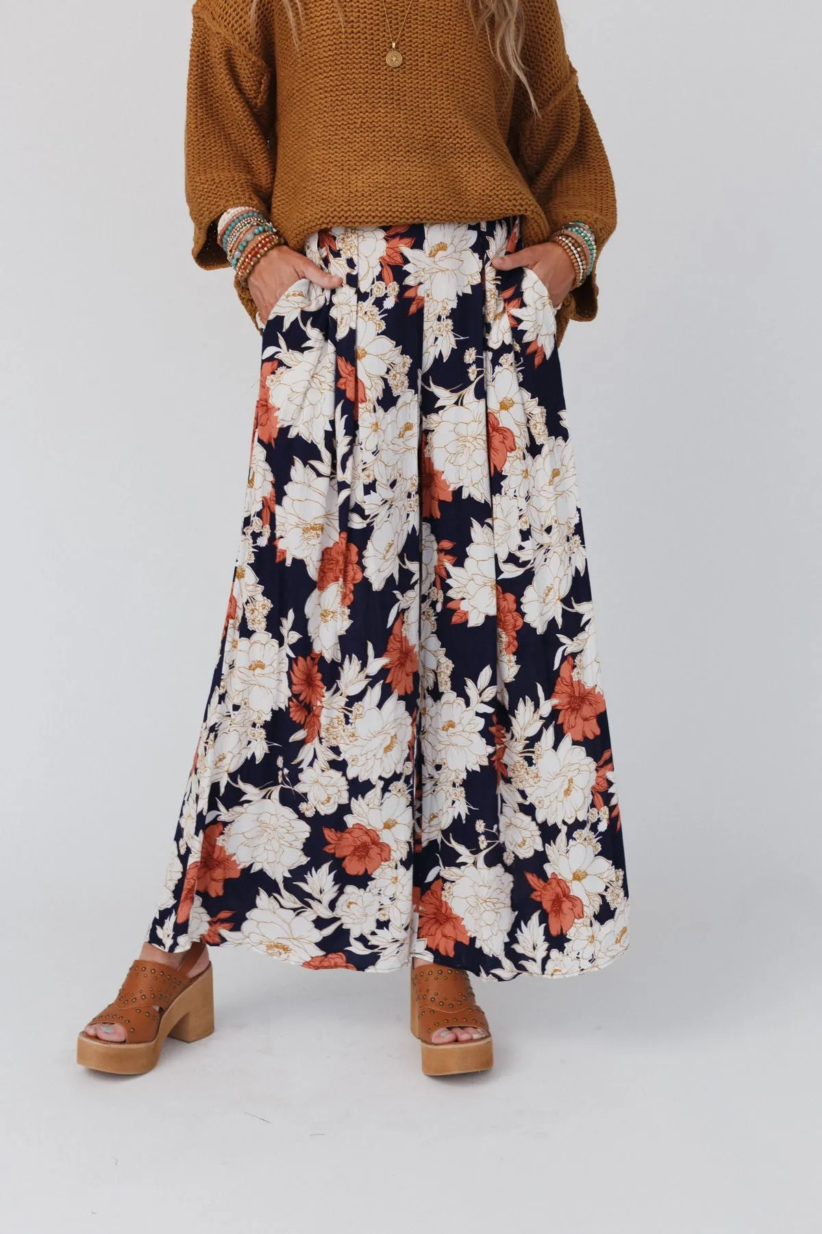 Treasure Floral Wide Leg Pants - Navy