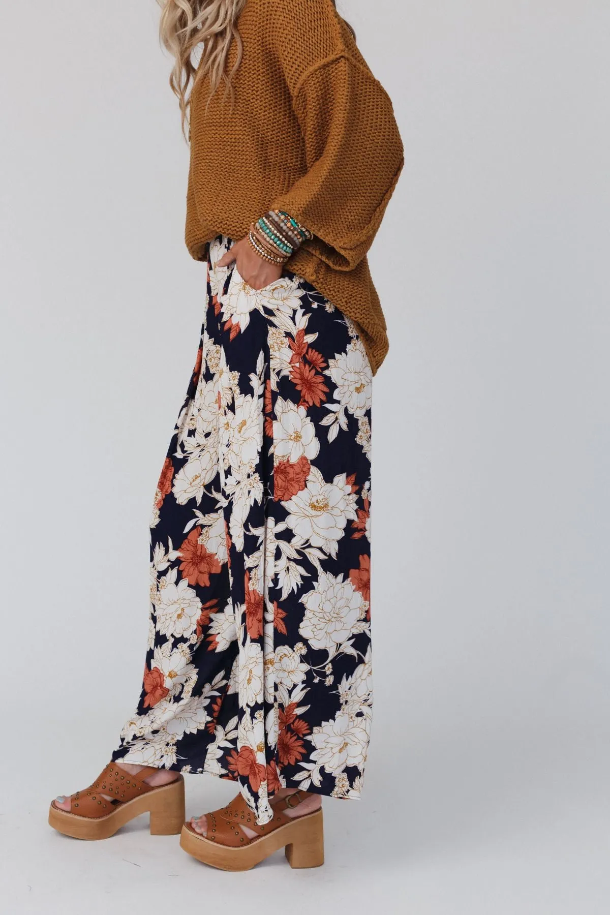 Treasure Floral Wide Leg Pants - Navy