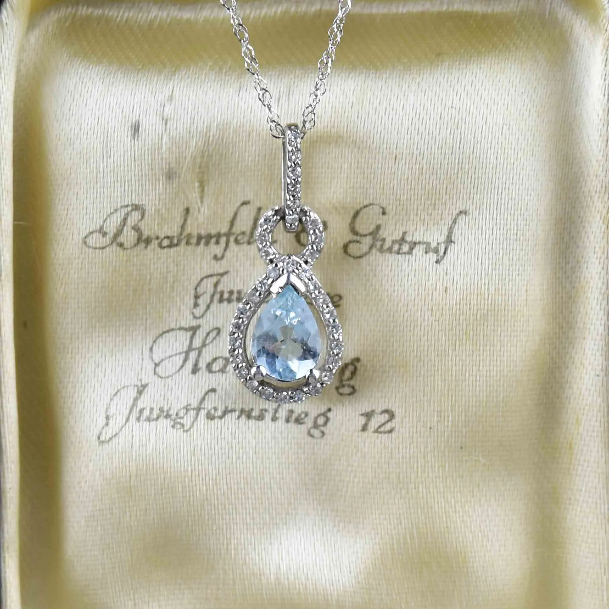 Vintage 10K White Gold Diamond Blue Topaz Pendant Necklace