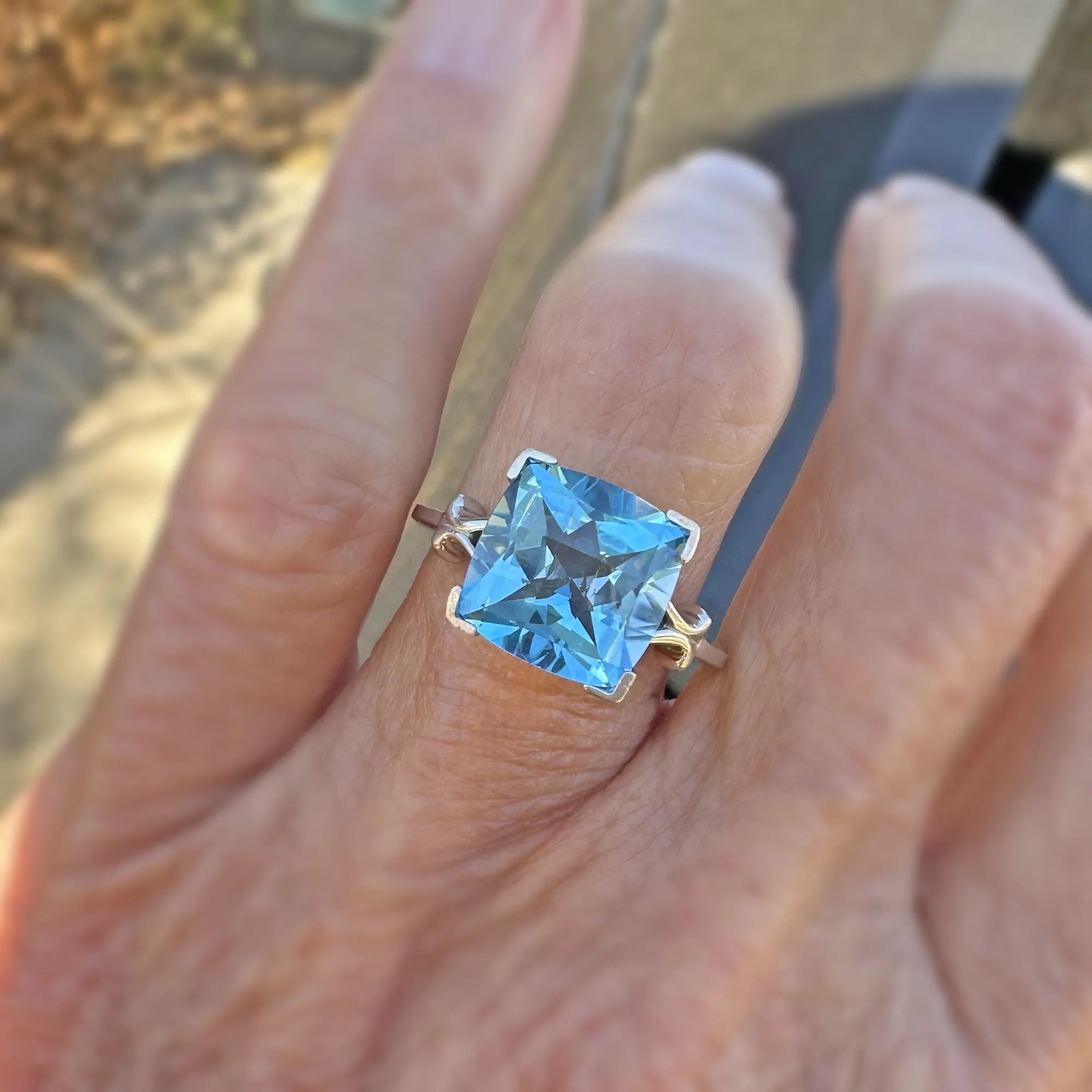 Vintage 14K White Gold Checkerboard Blue Topaz Ring