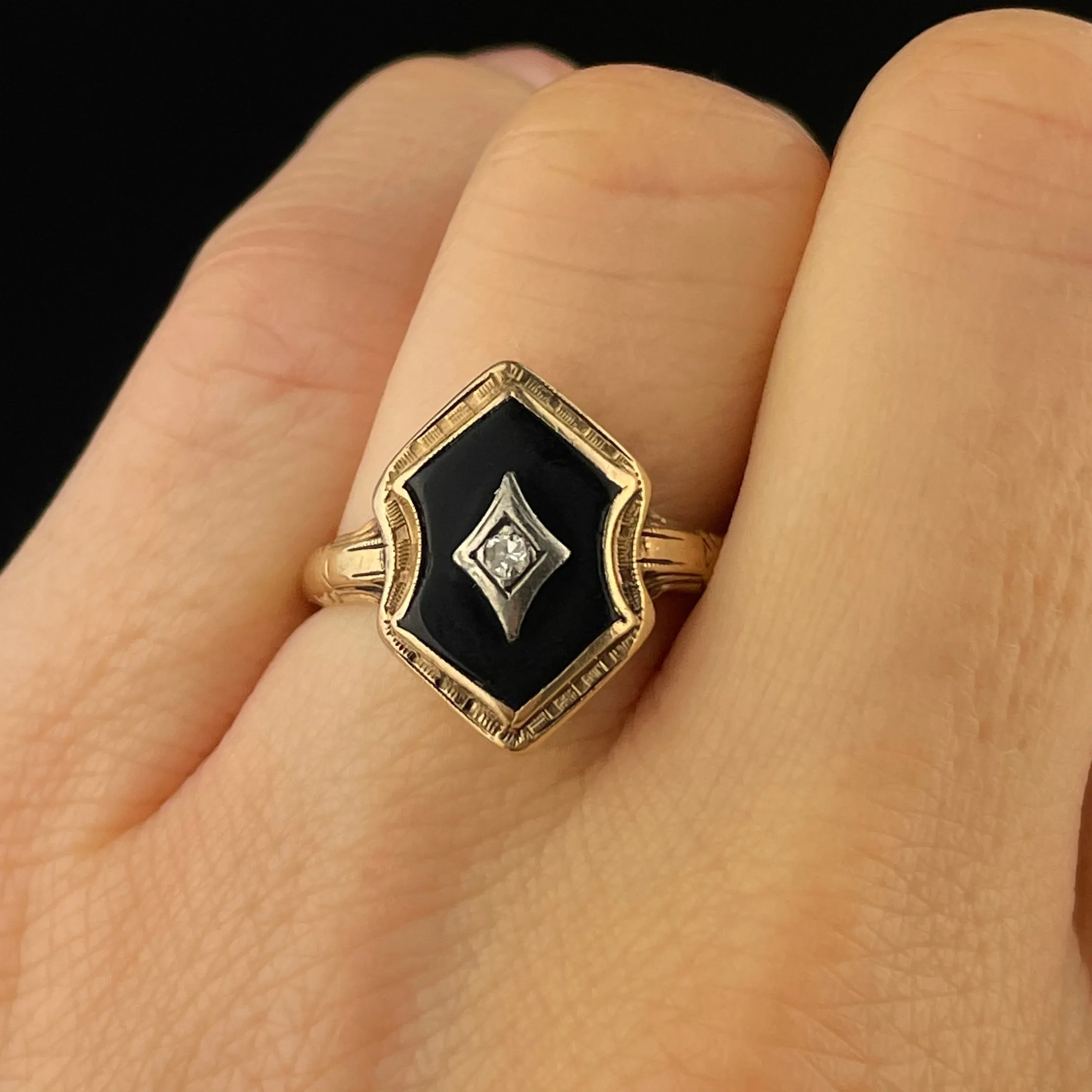 Vintage Art Deco 10K Gold Diamond Onyx Ring, Sz 8.5